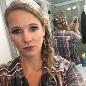 Meet your Posher, Krystal